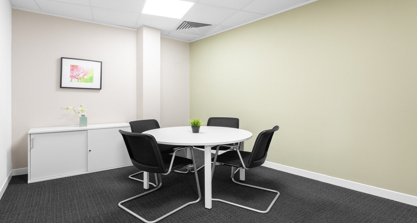Rent office St George's House — photo 9