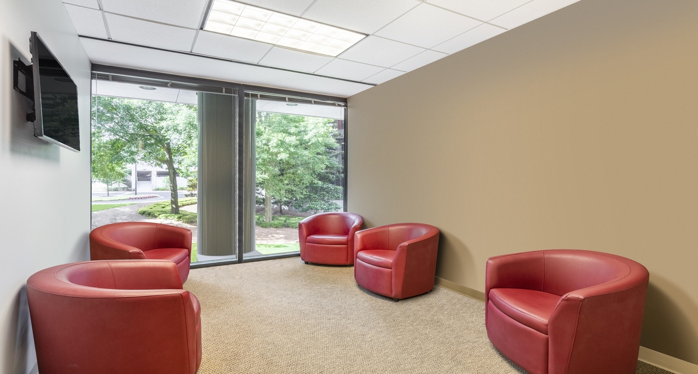 Sterling Pointe II, 303 Perimeter Center North, Atlanta, GA 30346 — office space for rent, photo 1