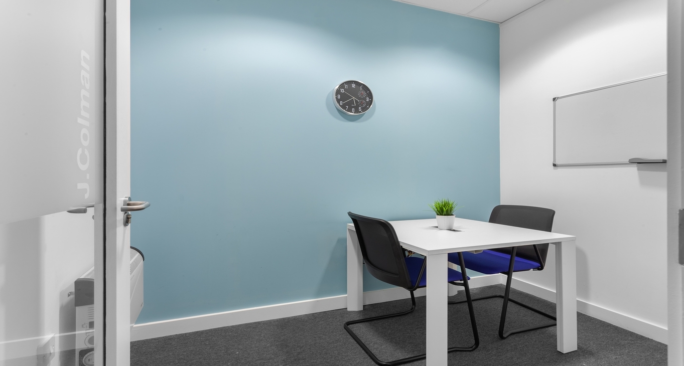 Rent office Strensham Services — photo 8