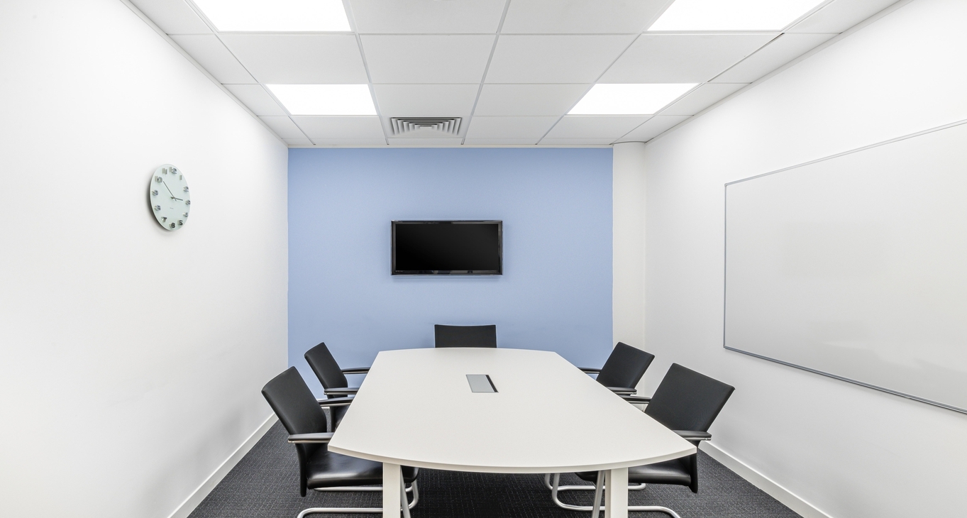 Sutton Harbour — serviced offices & coworking in Plymouth Rent office Sutton Harbour — photo 8