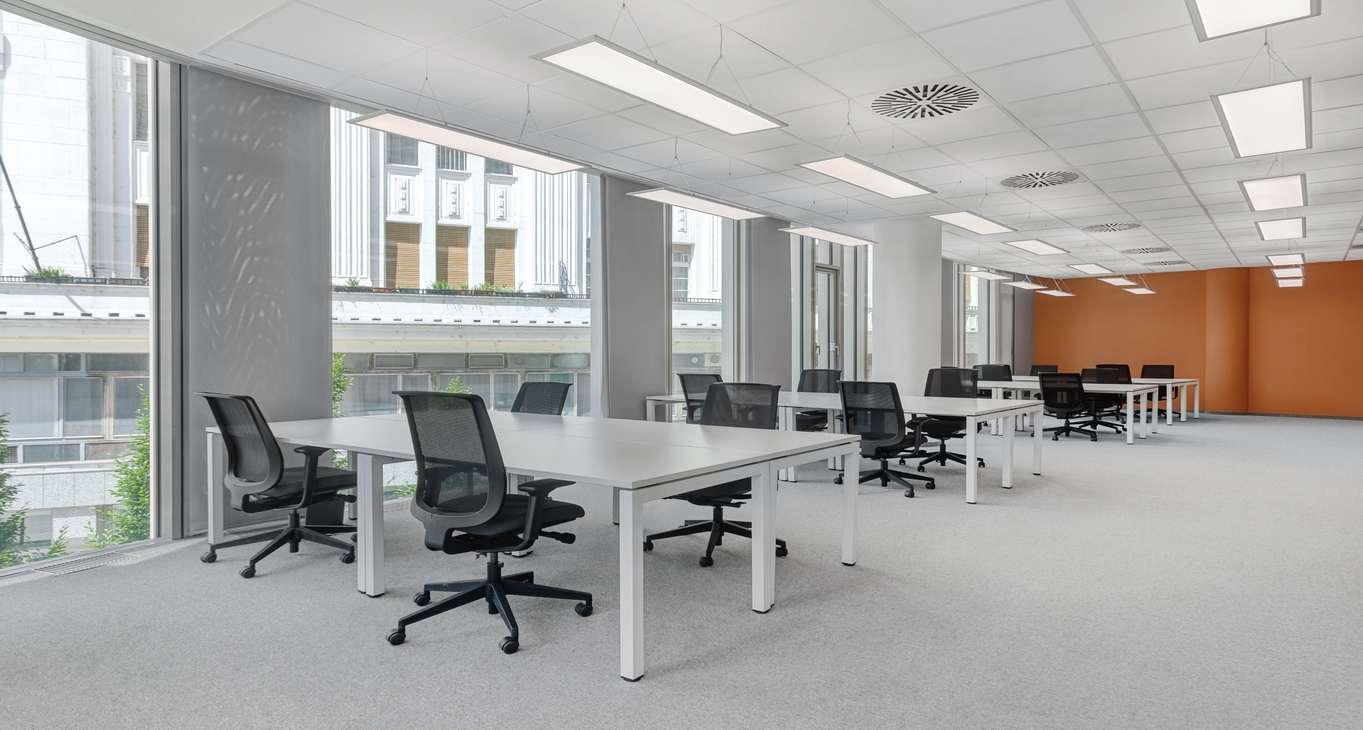 Business Center Szervita Square 8_5-5 Büros zu mieten Szervita Square 8_5-5