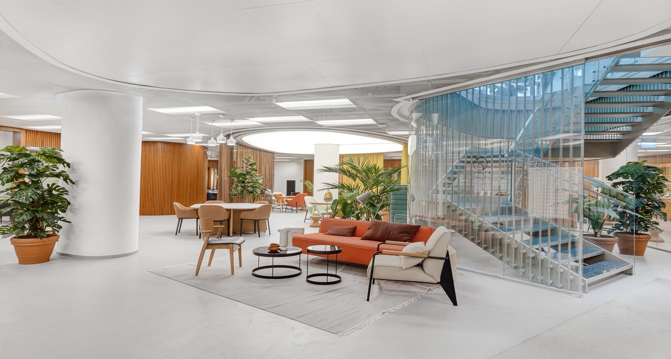 Business Center Szervita Square 8_9-9 Büros zu mieten Szervita Square 8_9-9