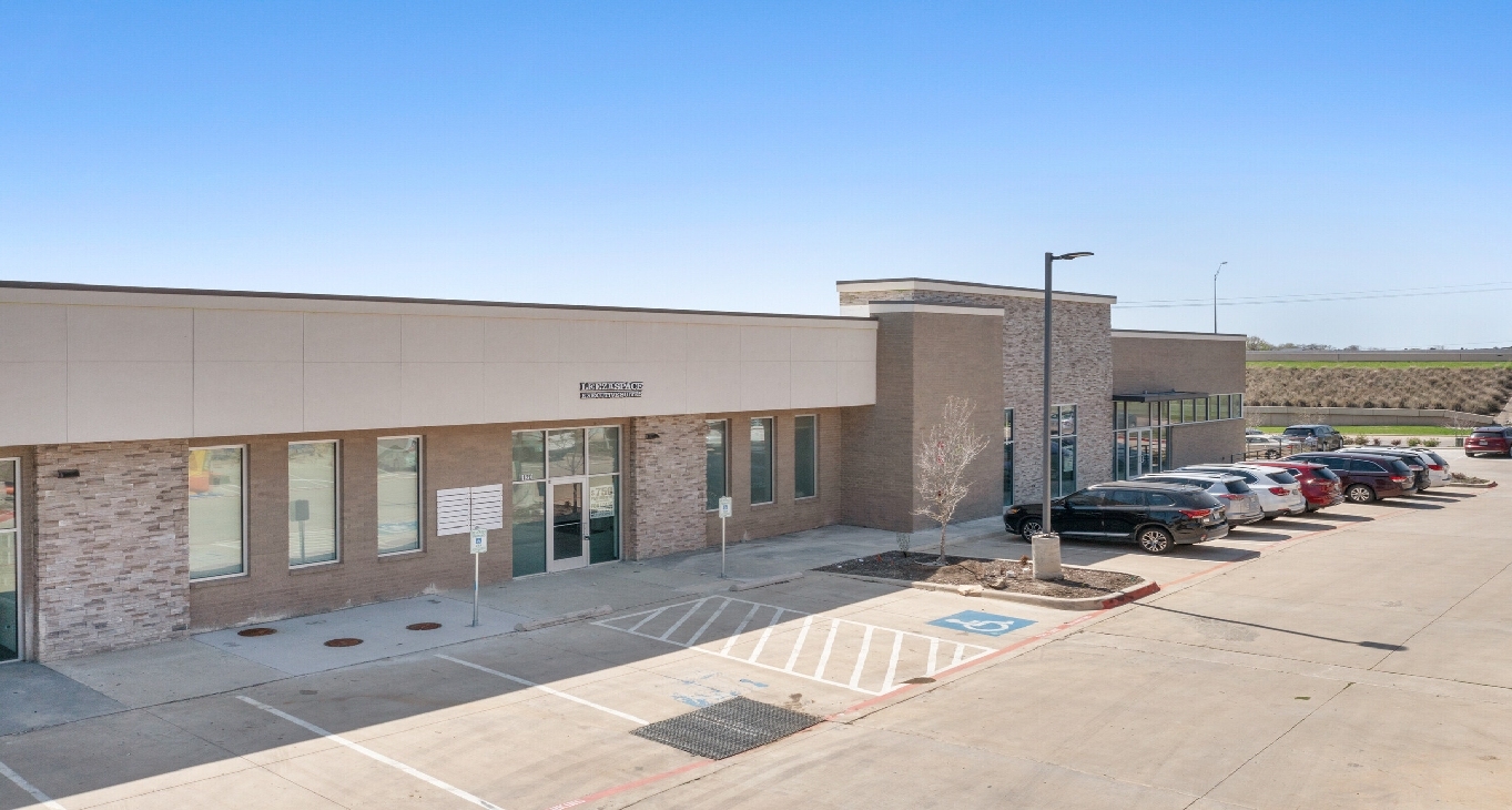 Business center Texas 121 4116 Texas 121 4116 — photo 8 of 8