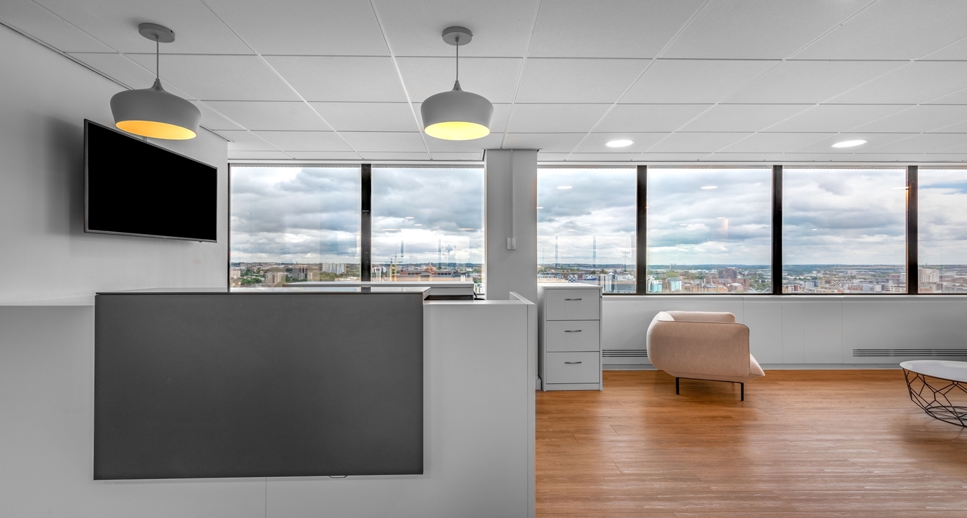Rent office The Pinnacle 15F 18F — photo 2