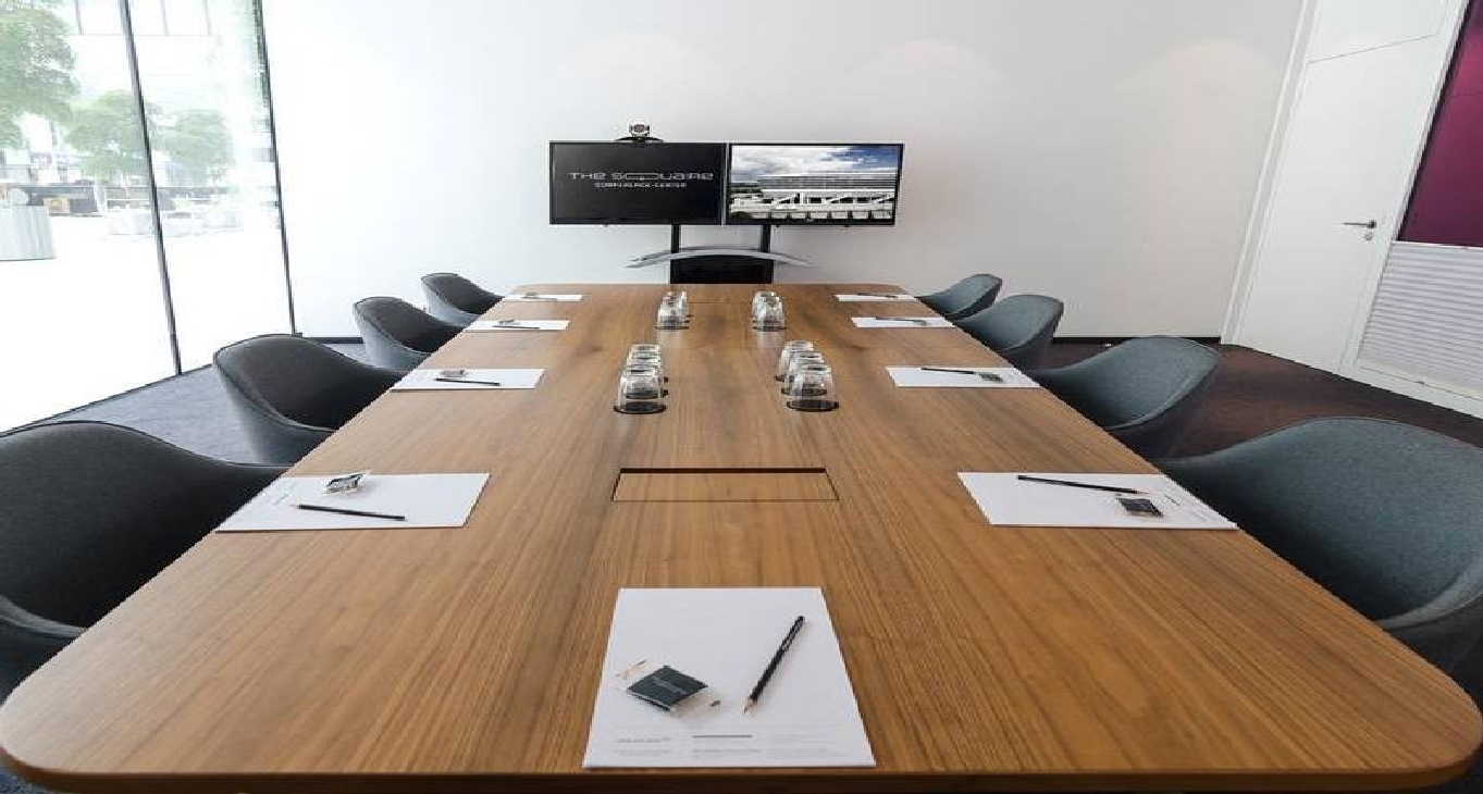 Business center The Squaire 12 Rent office The Squaire 12 — photo 3