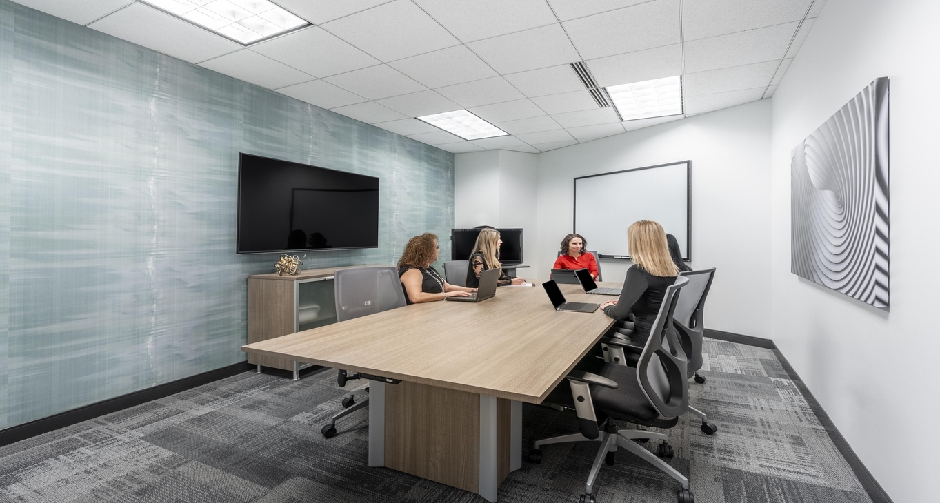 Rent office Triangle Plaza — photo 10