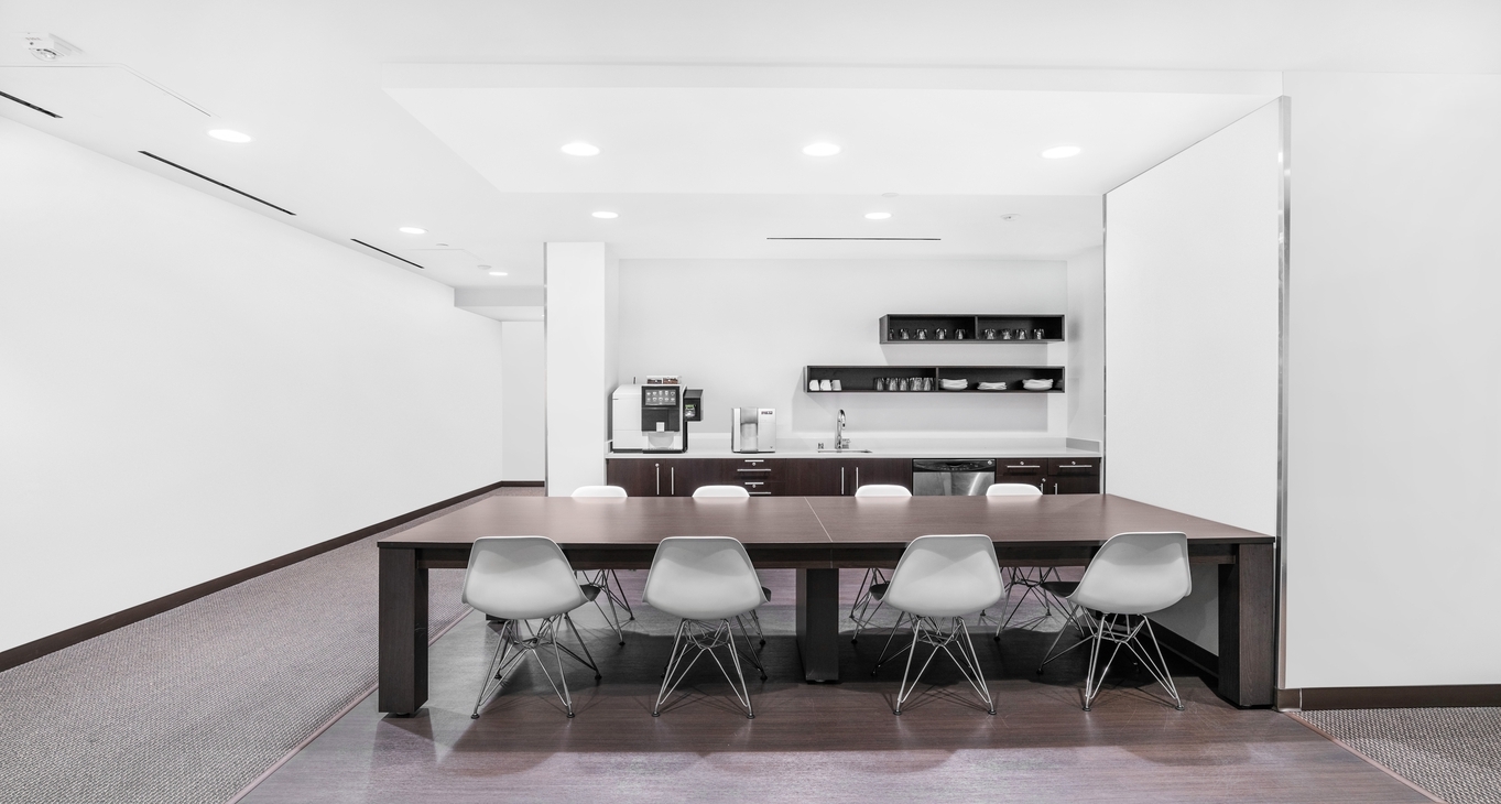 Trillium Towers, 6320 Canoga Avenue, Woodland Hills, CA 91367 — office space for rent, photo 1