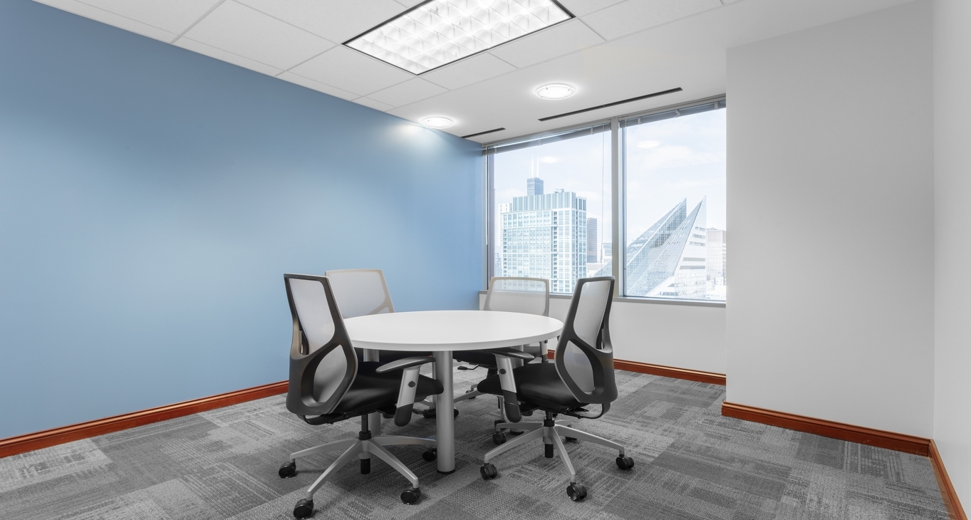 Rent office Two Prudential Plaza — photo 5