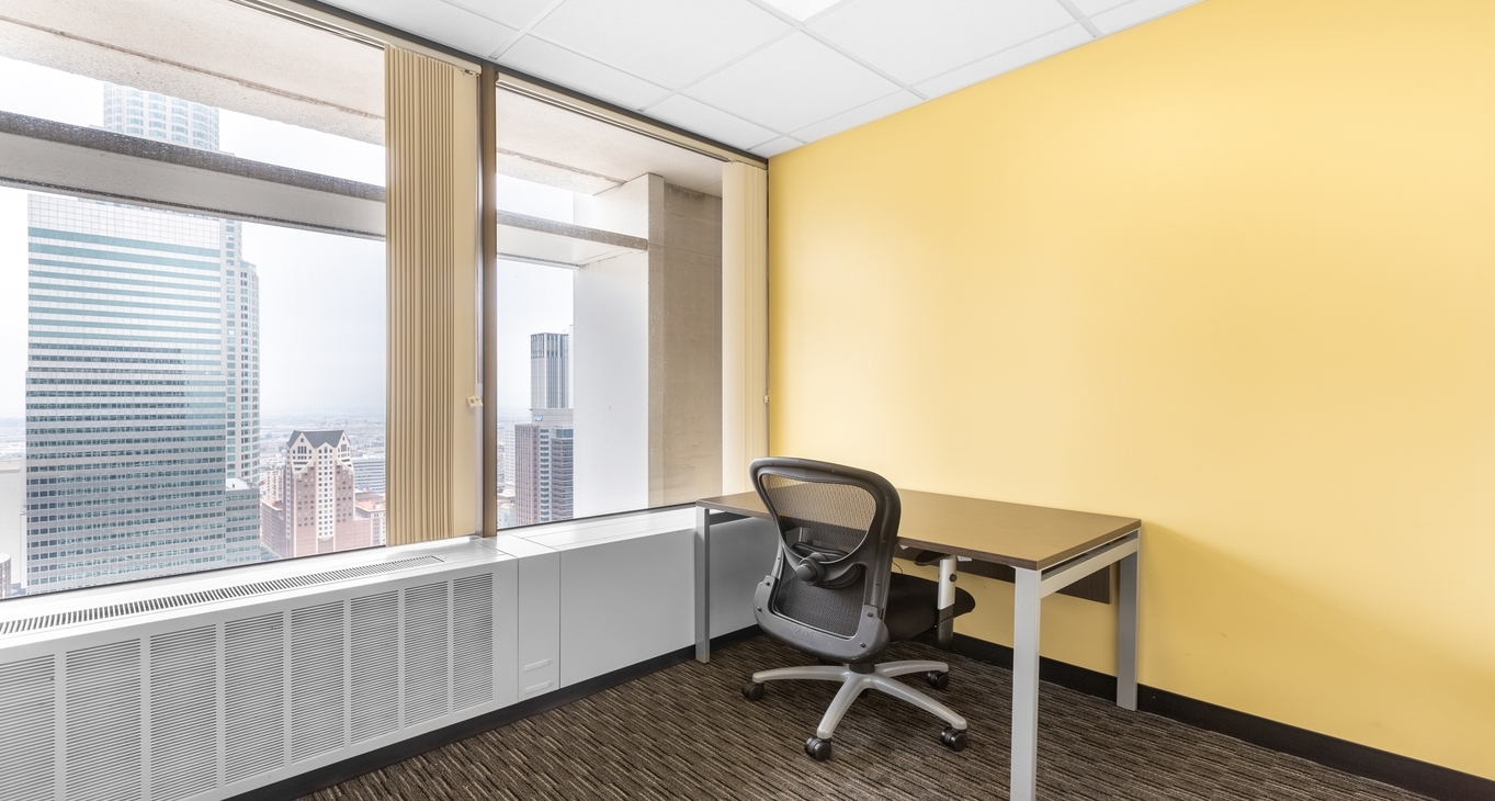 Union Bank Plaza, 445 South Figueroa Street, Los Angeles, CA 90071 — office space for rent, photo 3