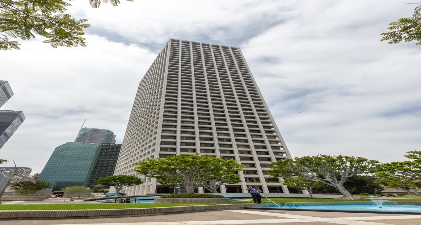 Union Bank Plaza, 445 South Figueroa Street, Los Angeles, CA 90071 — office space for rent, photo 8