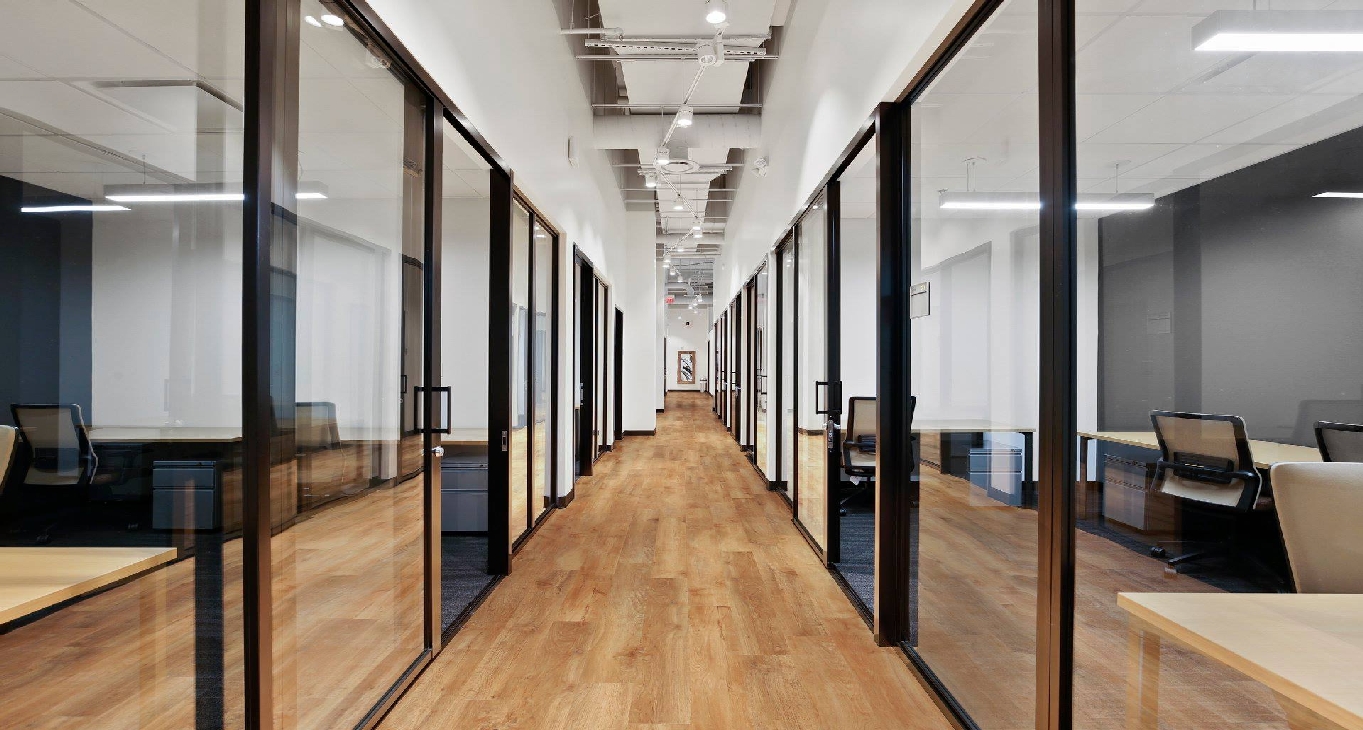 Uptown - Dallas  3232 McKinney Avenue, Uptown - Dallas  3232 McKinney Avenue, Boston 75204 — office space for rent, photo 3