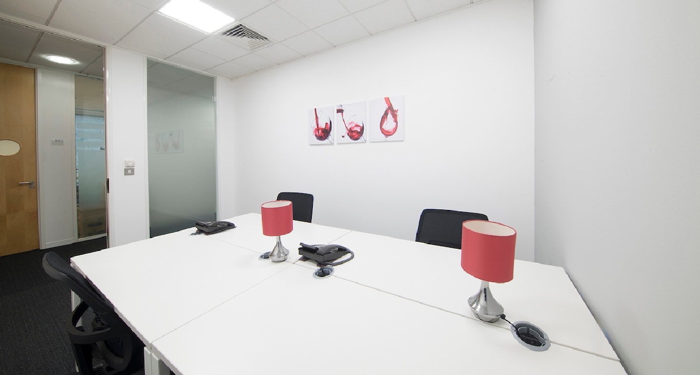 Rent office Venture House, Downshire Way, Arlington Square — photo 9