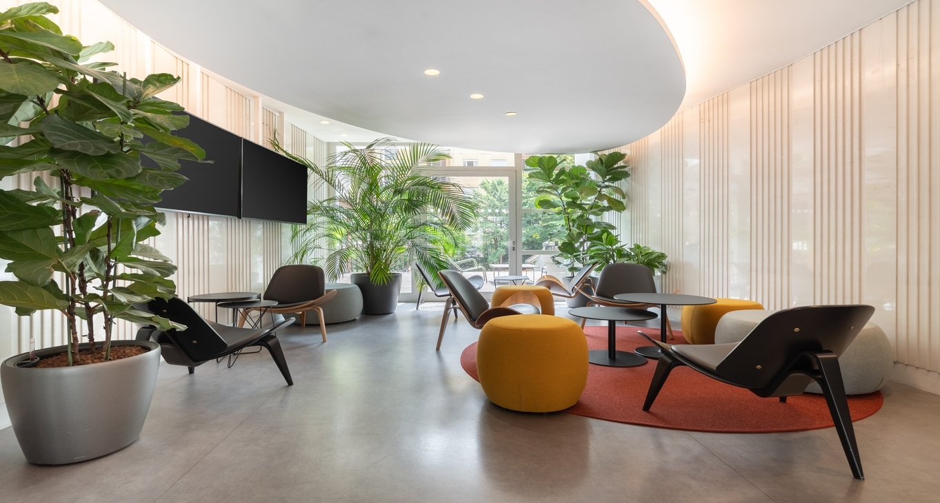 Rent office Via Copernico_2-2