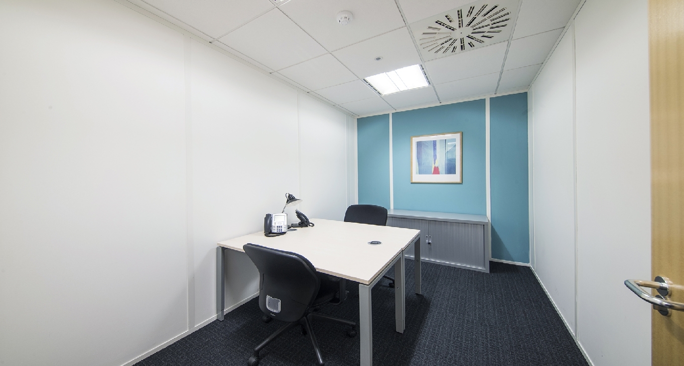 Rent office Victoria Road — photo 6