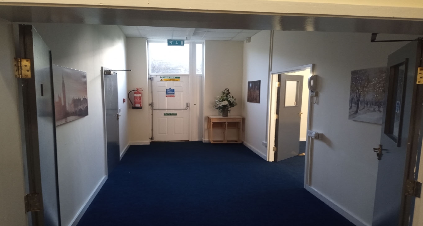 Rent office Victoria Street — photo 11