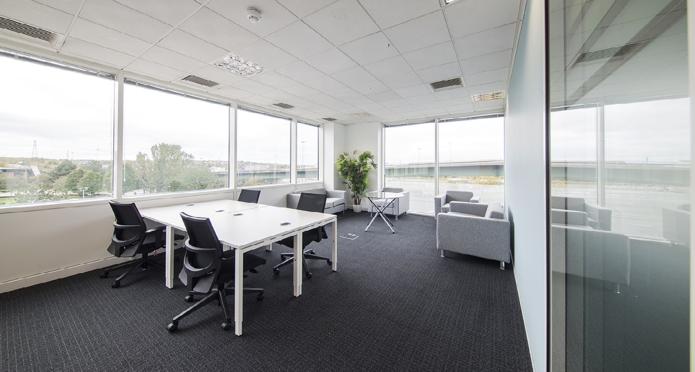 Rent office Victory Way, Admirals Park, Crossways — photo 9