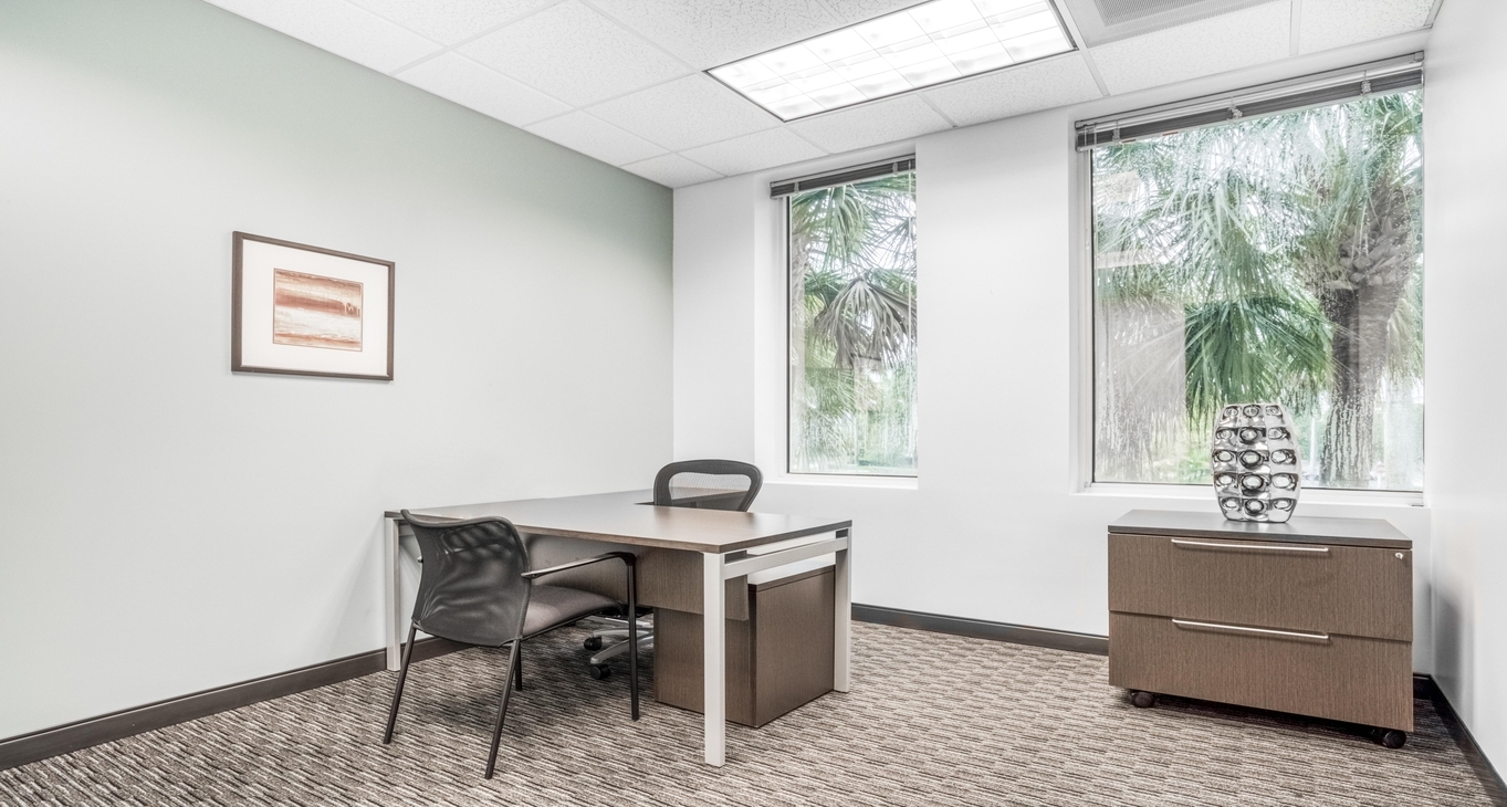 Sewa pejabat Weston Pointe II_3-3