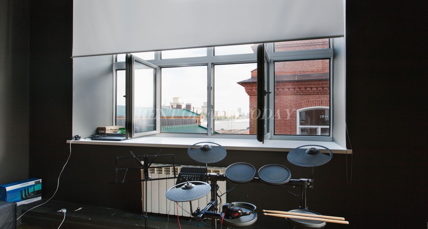 Alquiler oficinas Coworking Silk_5-14