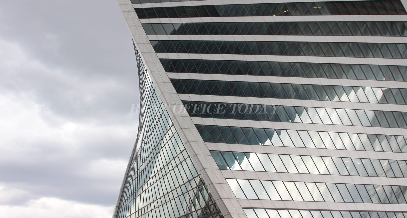 Kiadó irodák Evolution tower_7-1