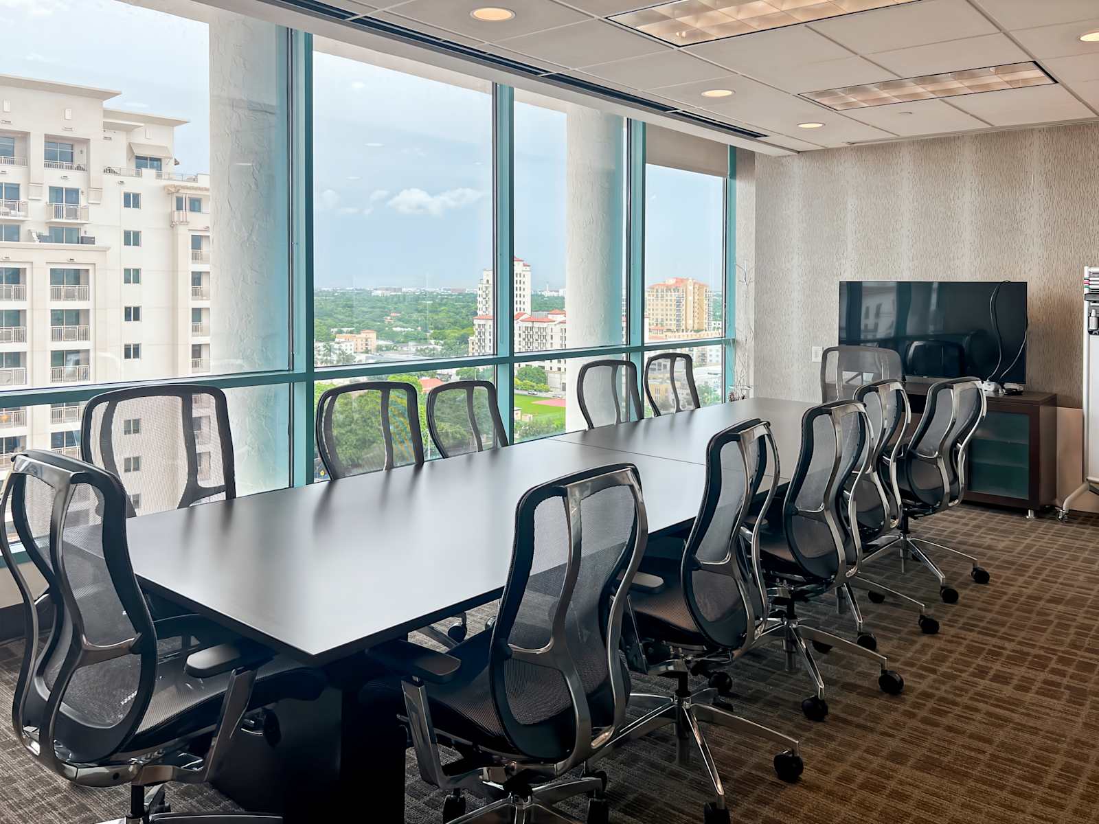 Rent office Regus Columbus Center — photo 3