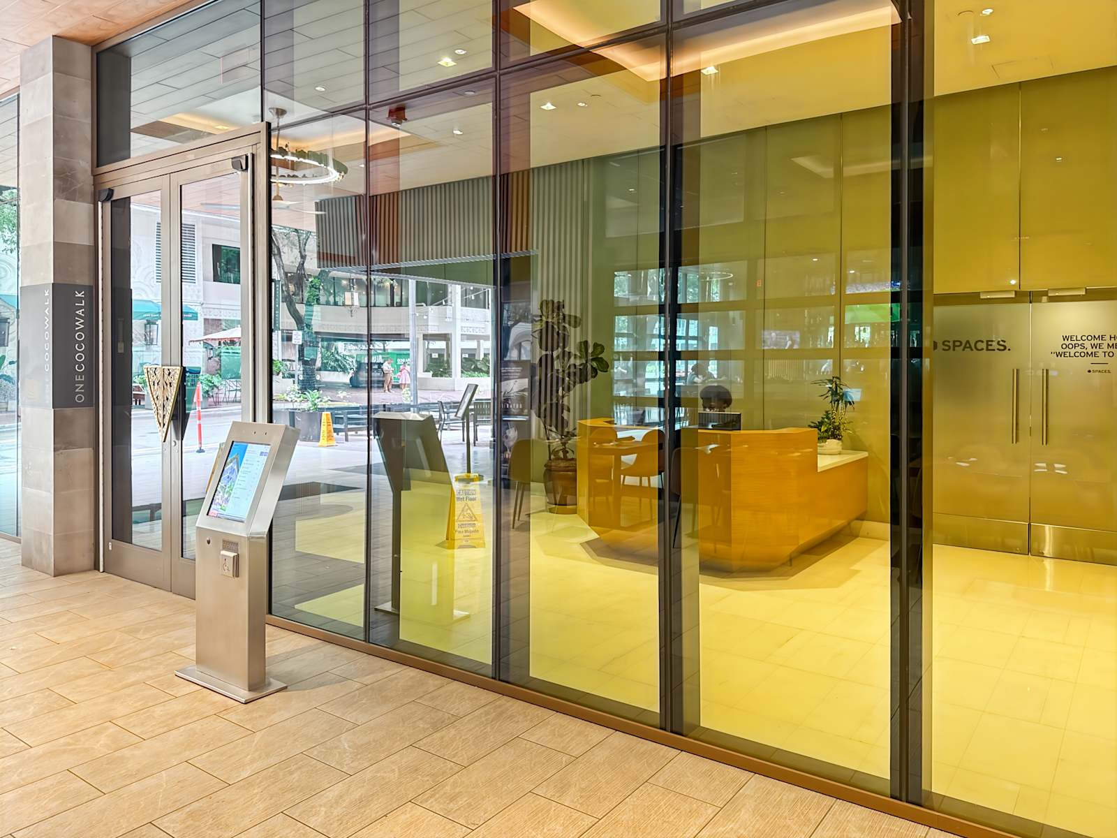 Centro de negocios Spaces Spaces CocoWalk Rent office Spaces Spaces CocoWalk — photo 1