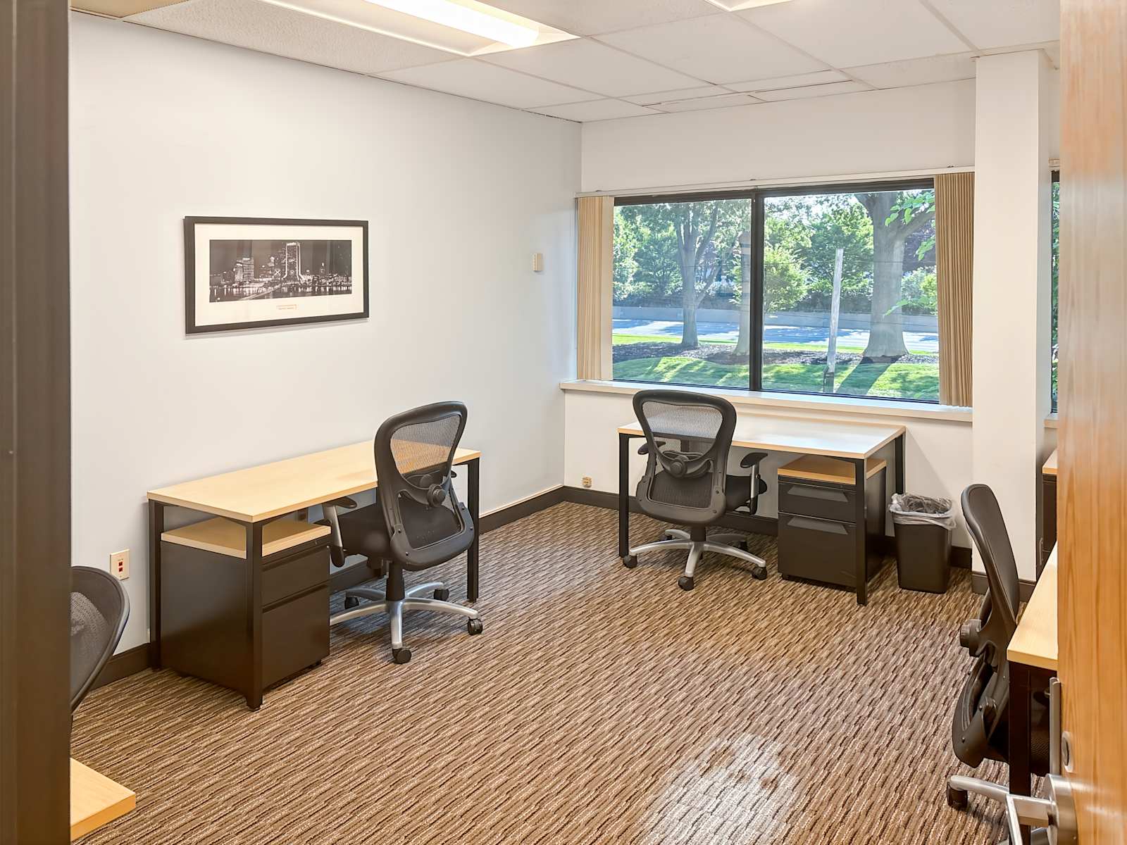 Business center 200 Broadhollow Road Rent office 200 Broadhollow Road — photo 4