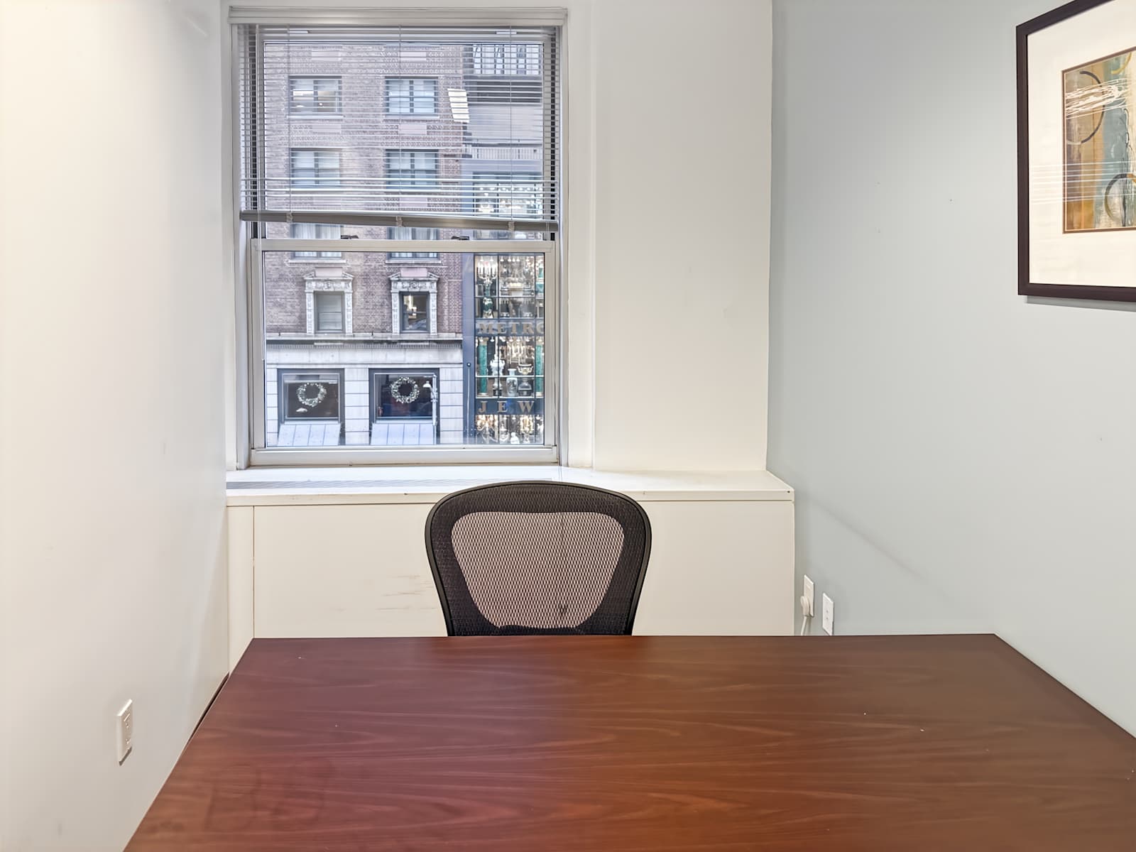 Business center 57 West 57th Street Rent office 57 West 57th Street — photo 3