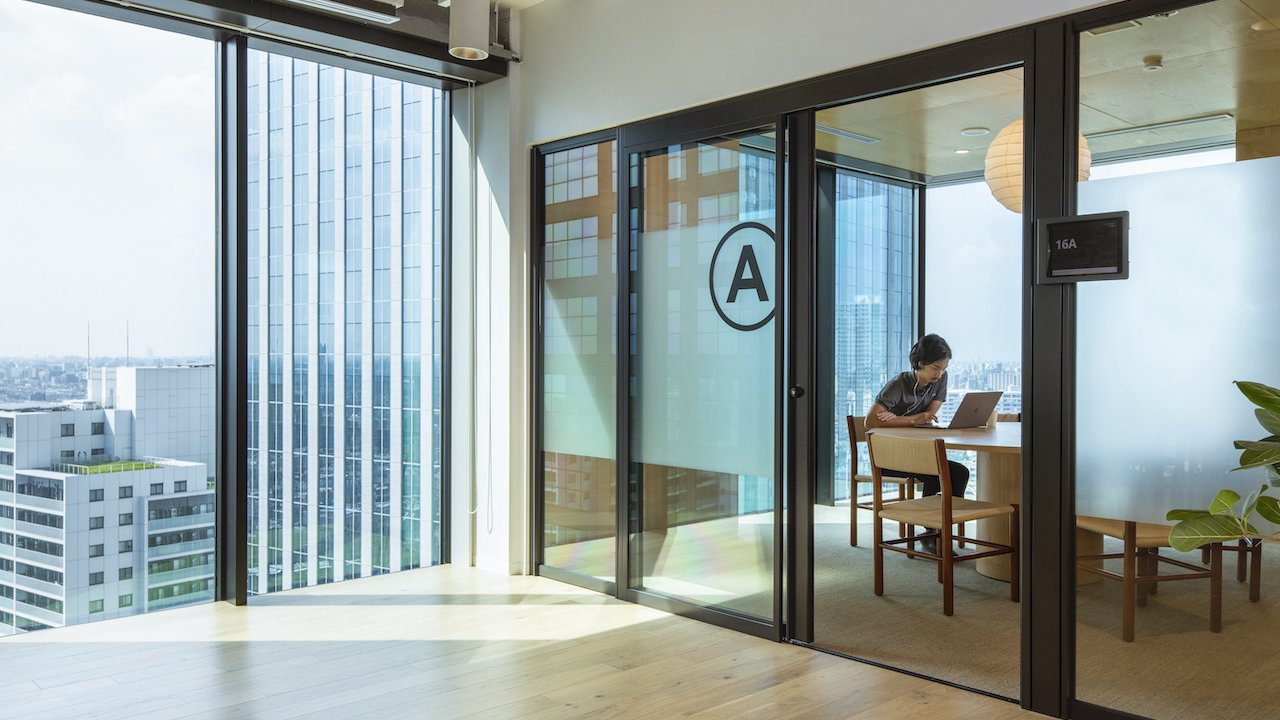 Rent office WeWork D Tower Nishishinjuku — photo 5