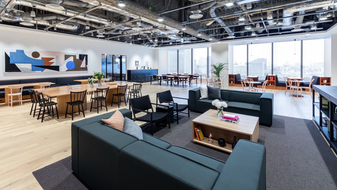 Rent office WeWork Tokyo Portcity Takeshiba — photo 1
