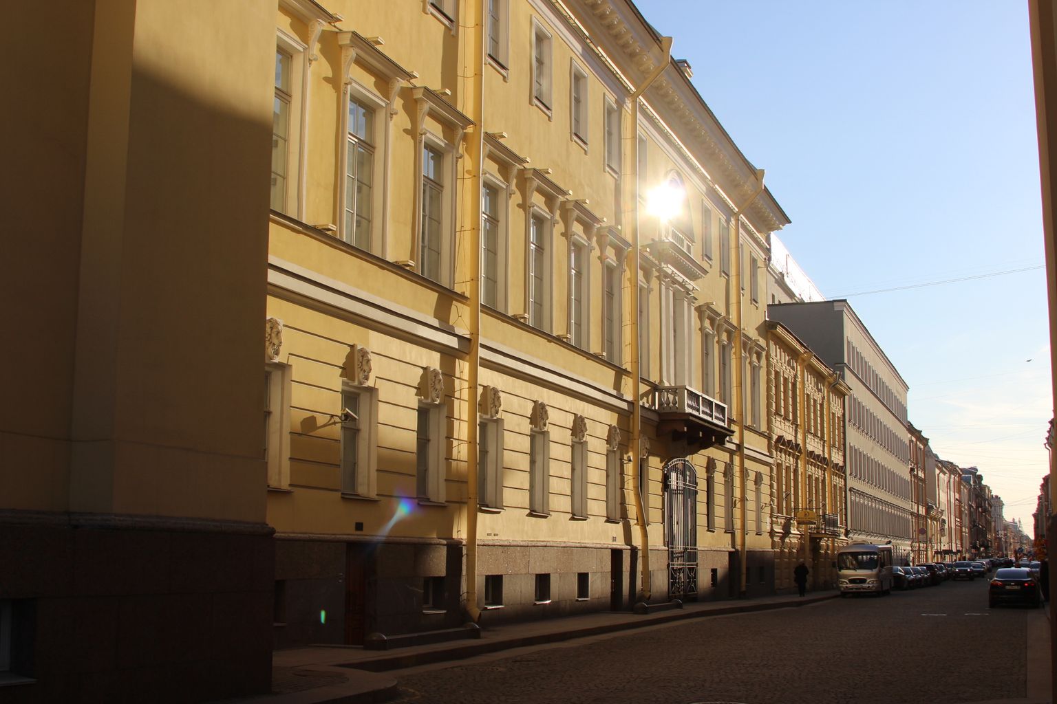 senatskaya-plochad-10
