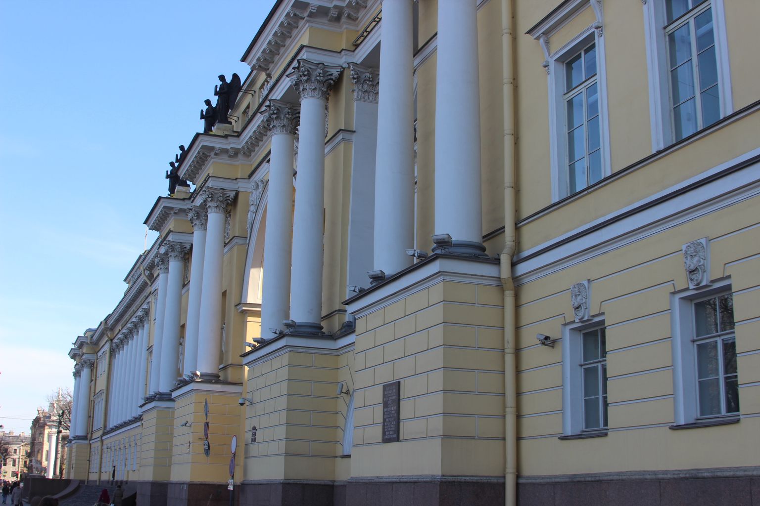 senatskaya-plochad-11